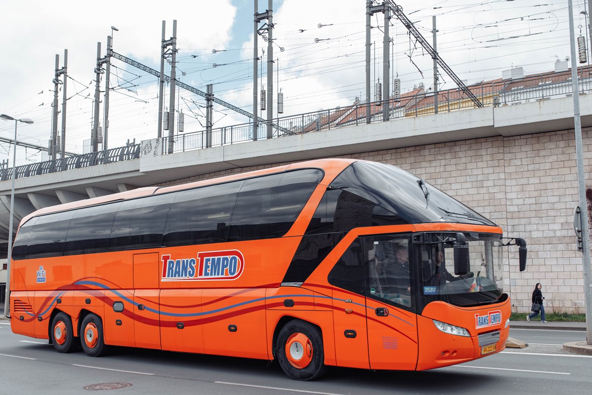 Автобус Градец-Кралове - Львов